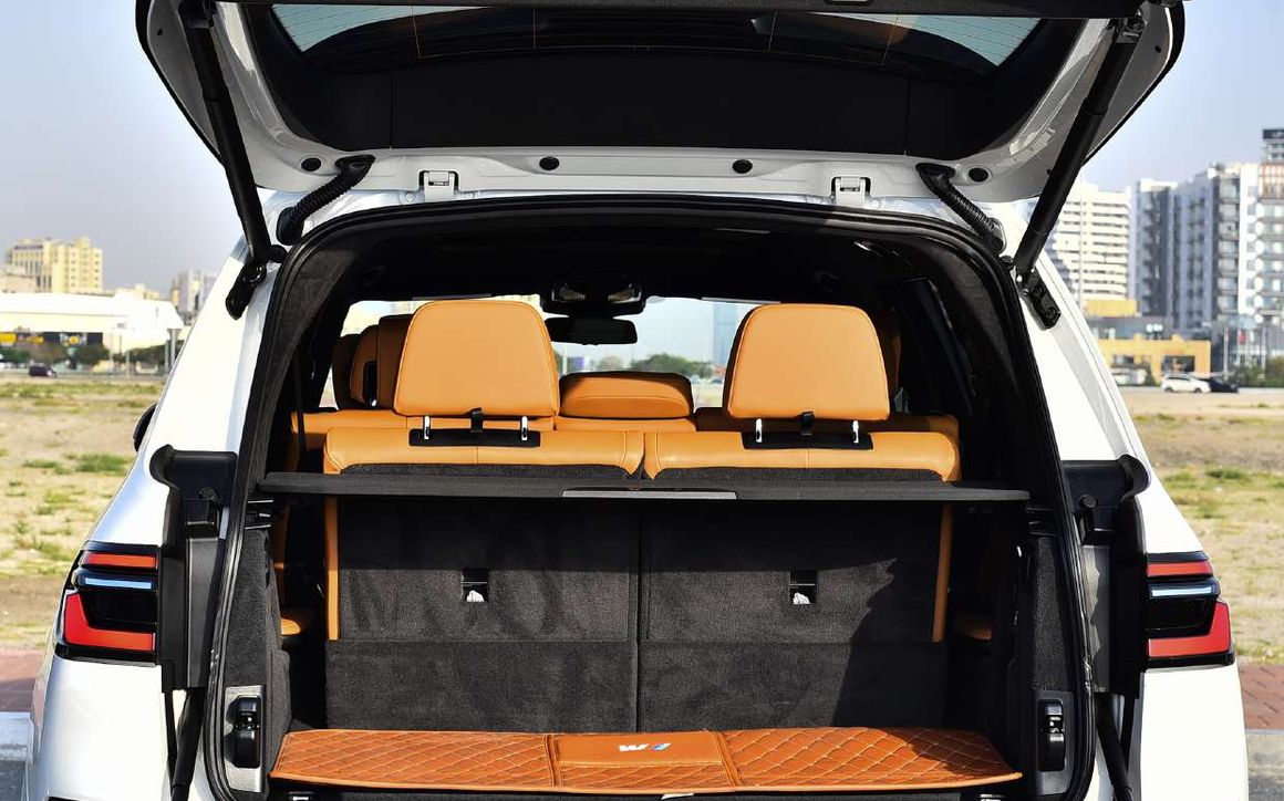 BMW X7 - image 13