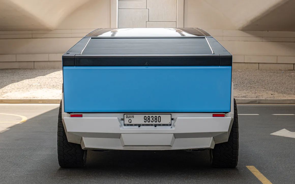 Tesla Cyber Truck Beast - image 6