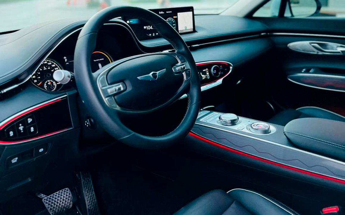 GENESIS GV70 - image 6