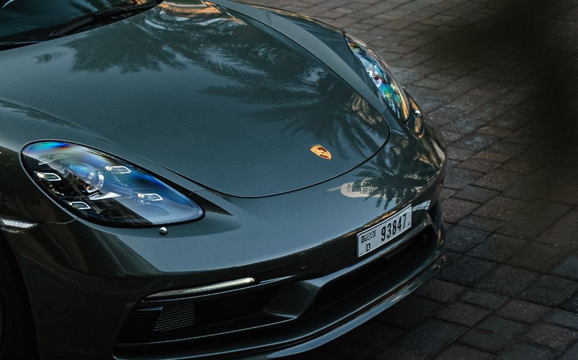 PORSCHE CAYMAN - image 6