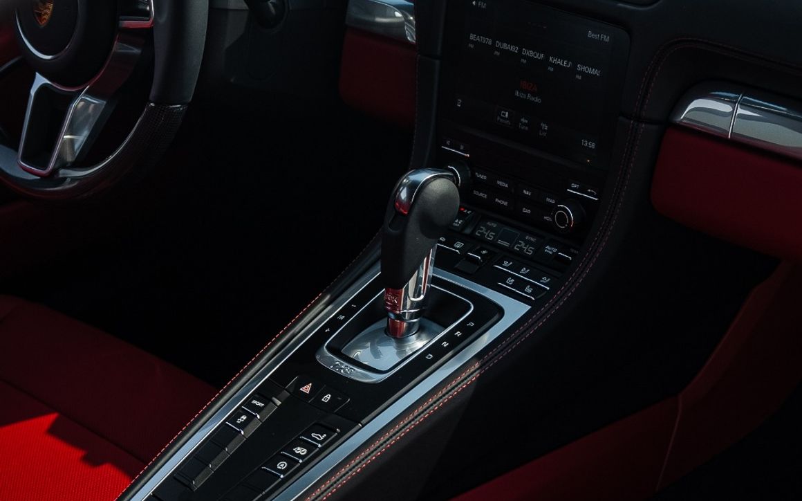 PORSCHE CAYMAN - image 14