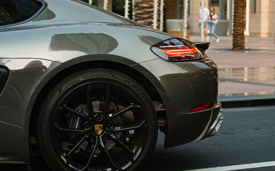 PORSCHE CAYMAN - image 5