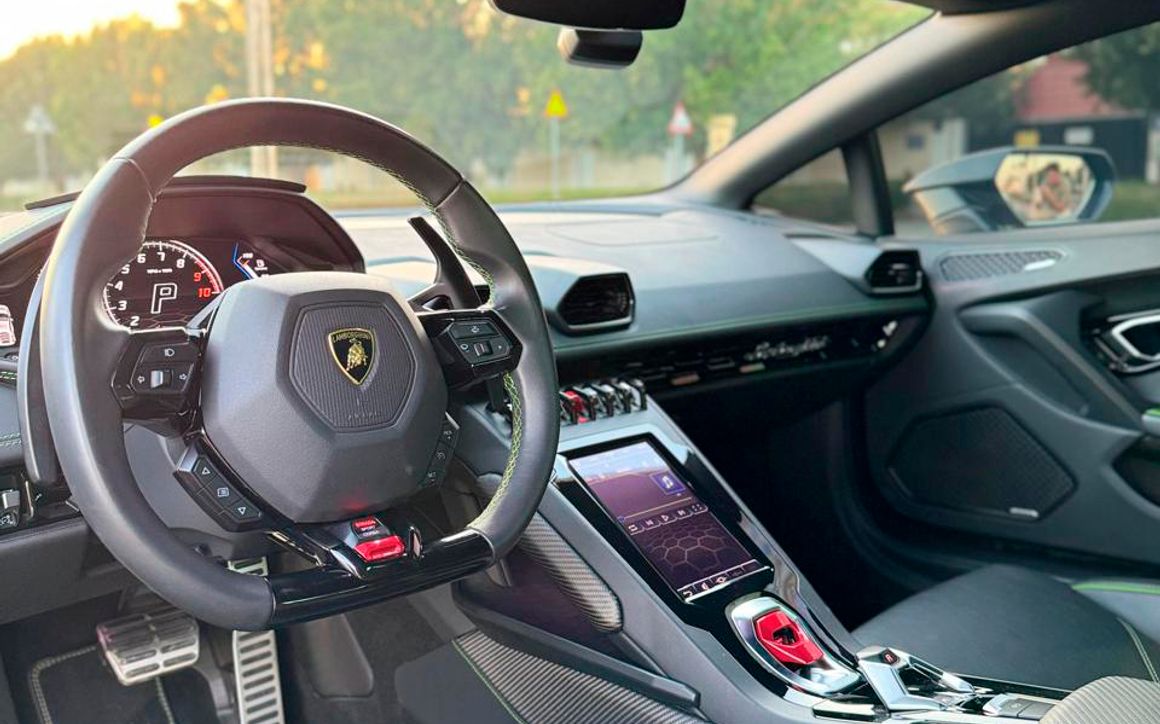 Lamborghini Huracan Evo Coupe - image 7