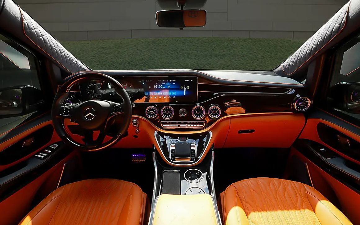 Mercedes V-Class Maybach - image 7