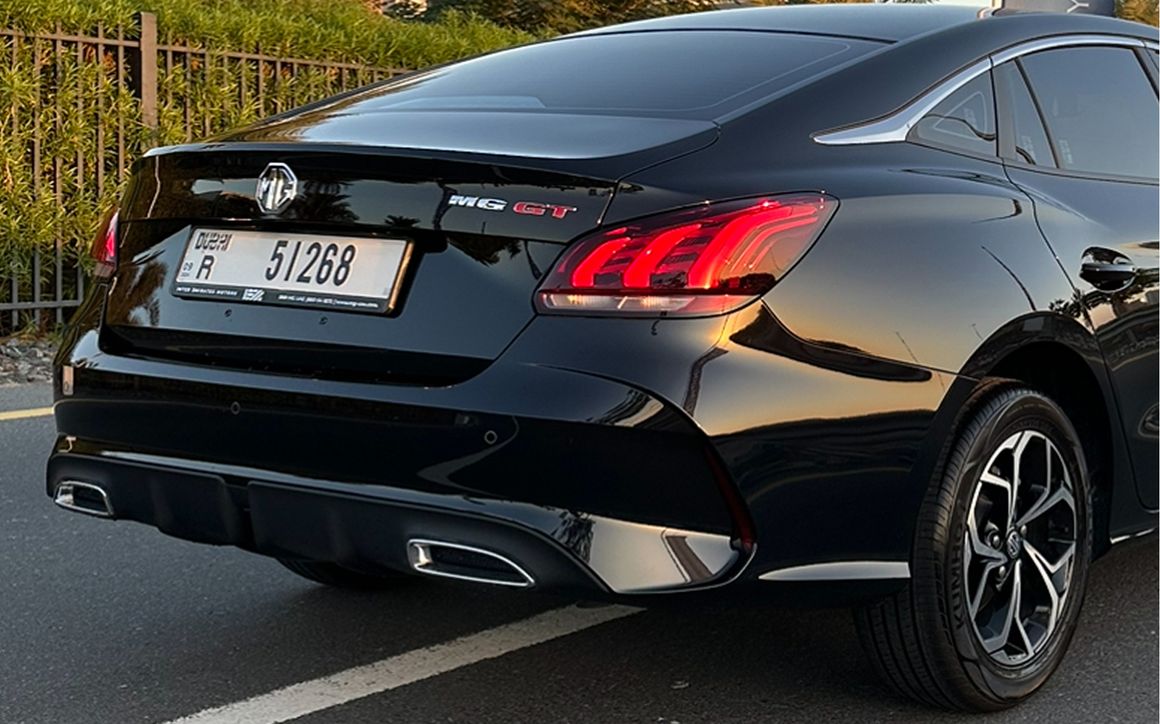 MG GT - image 6
