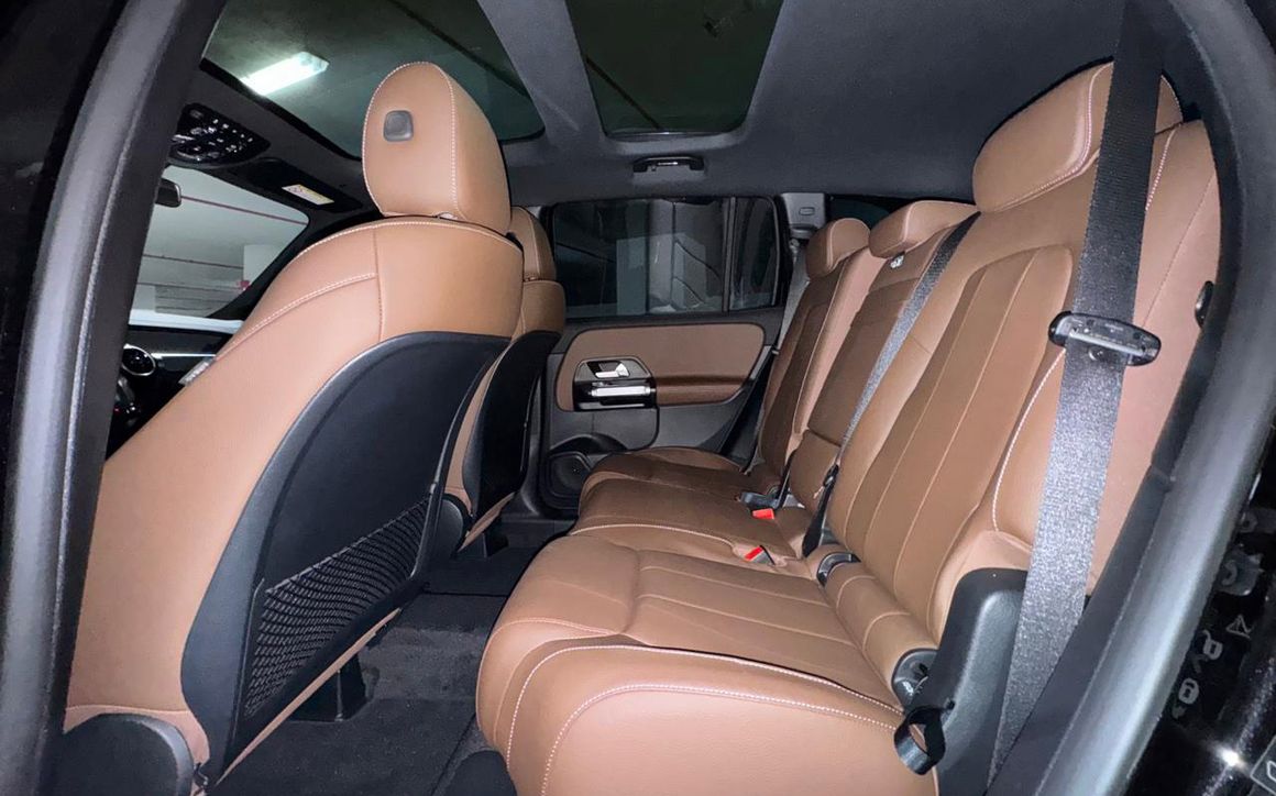 MERCEDES GLB200 - image 6