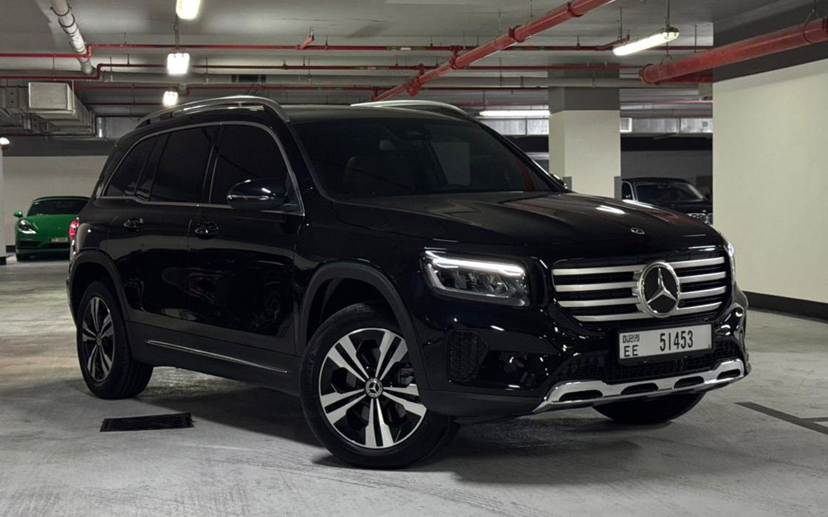 MERCEDES GLB200 - image 1