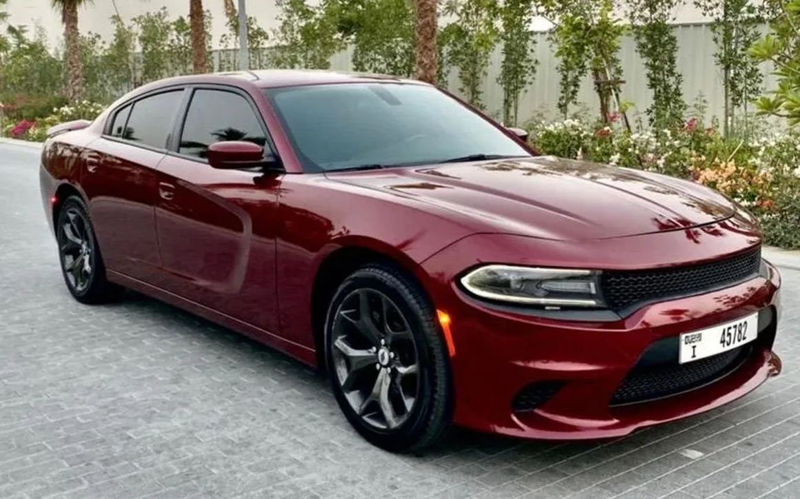 Dodge Charger - image 3
