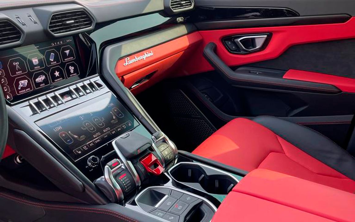 LAMBORGHINI URUS - image 5