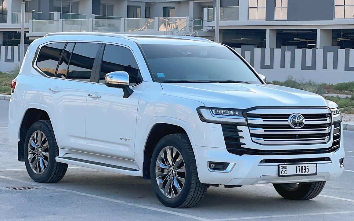 TOYOTA LAND CRUISER - image 2