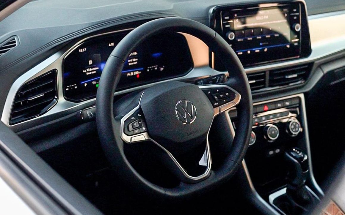 Volkswagen T-Roc - image 5
