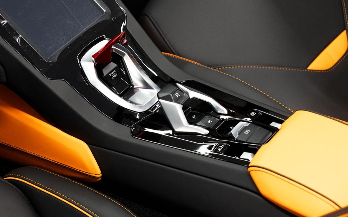 Lamborghini Huracan Spyder - image 11