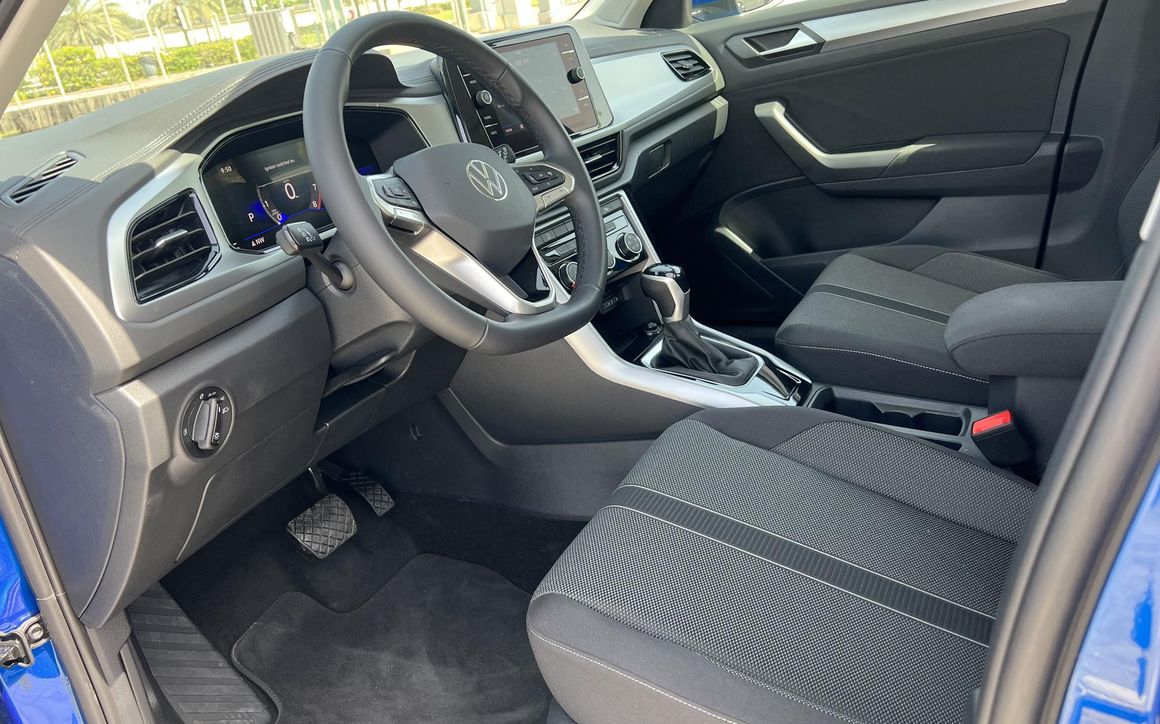 VOLKSWAGEN TROC LIFE - image 10