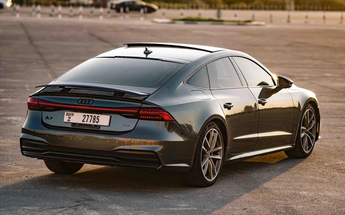 AUDI A7 - image 7