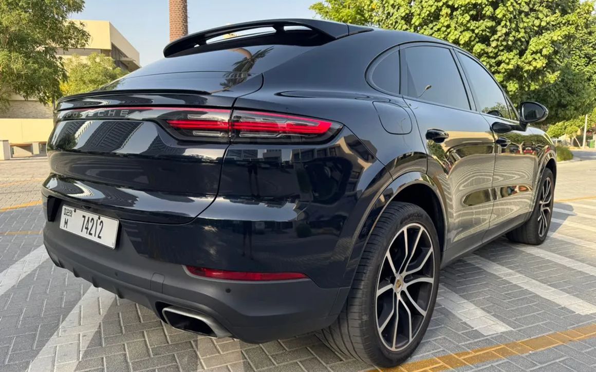 Porsche Cayenne - image 5