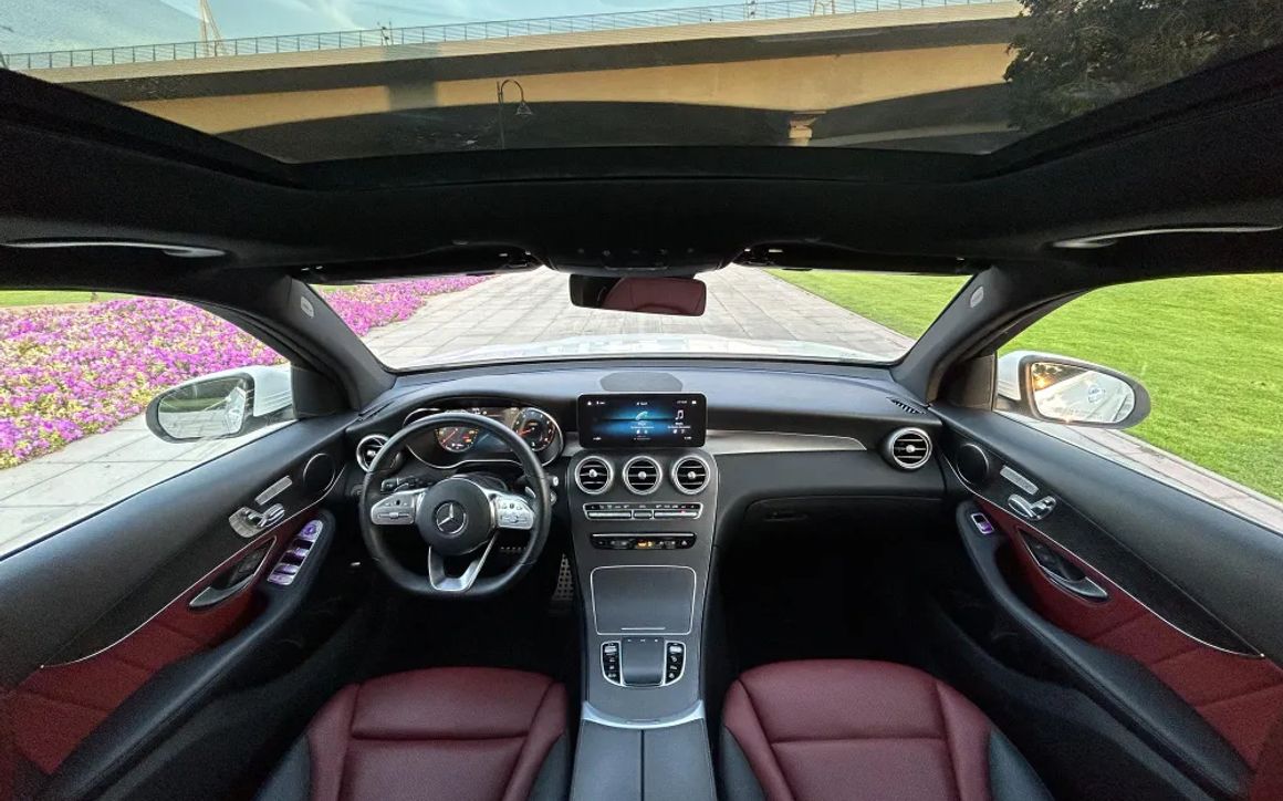 Mercedes-Benz GLC 300 - image 8