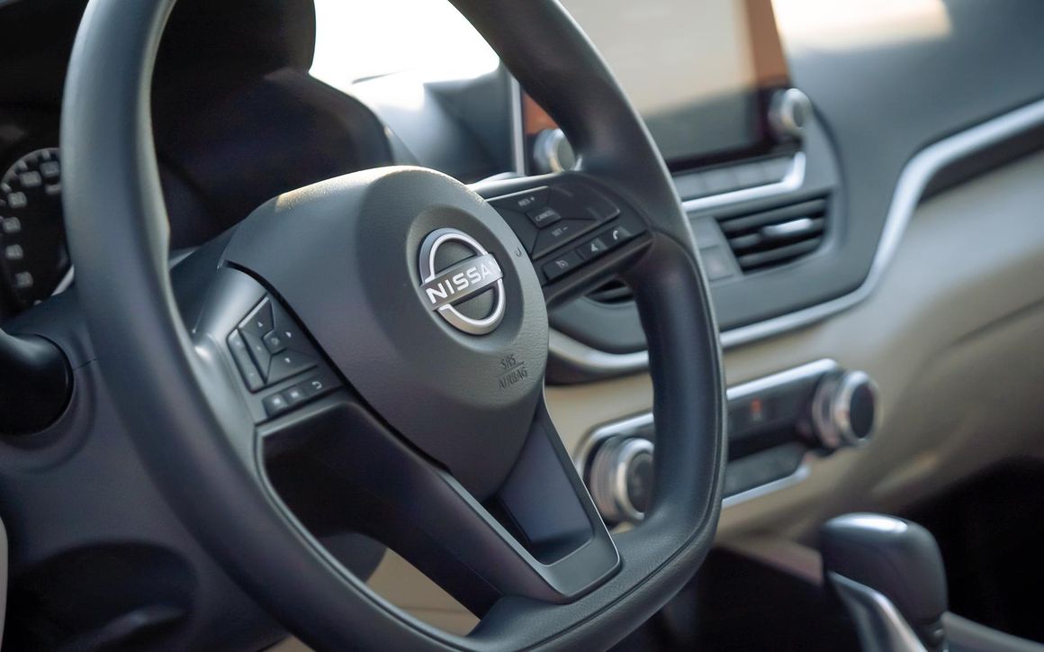 NISSAN ALTIMA - image 5