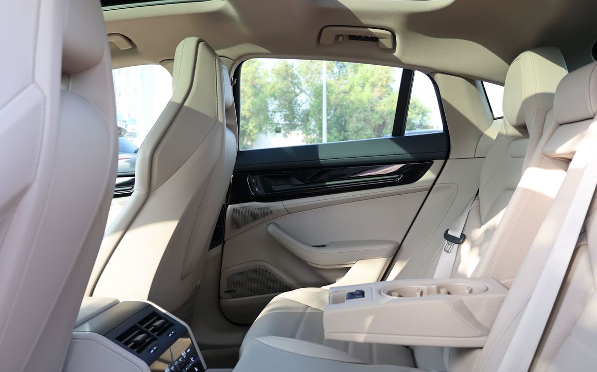 Porsche Panamera - image 9