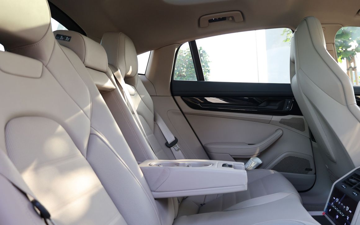 Porsche Panamera - image 10