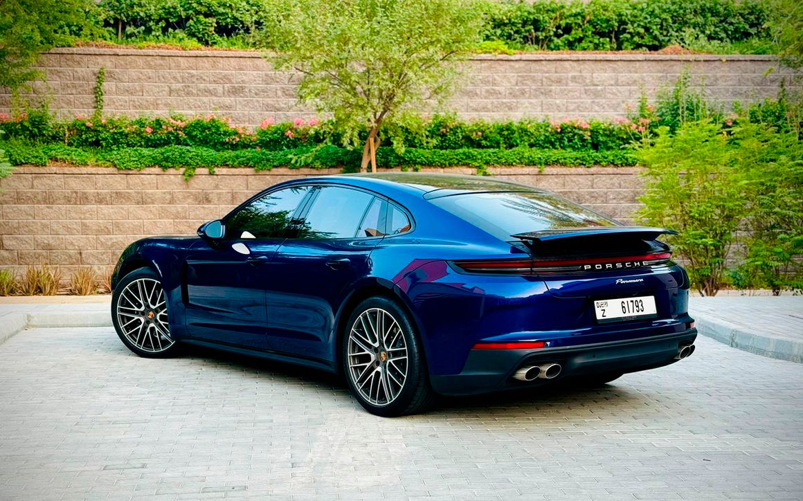 Porsche Panamera - image 3
