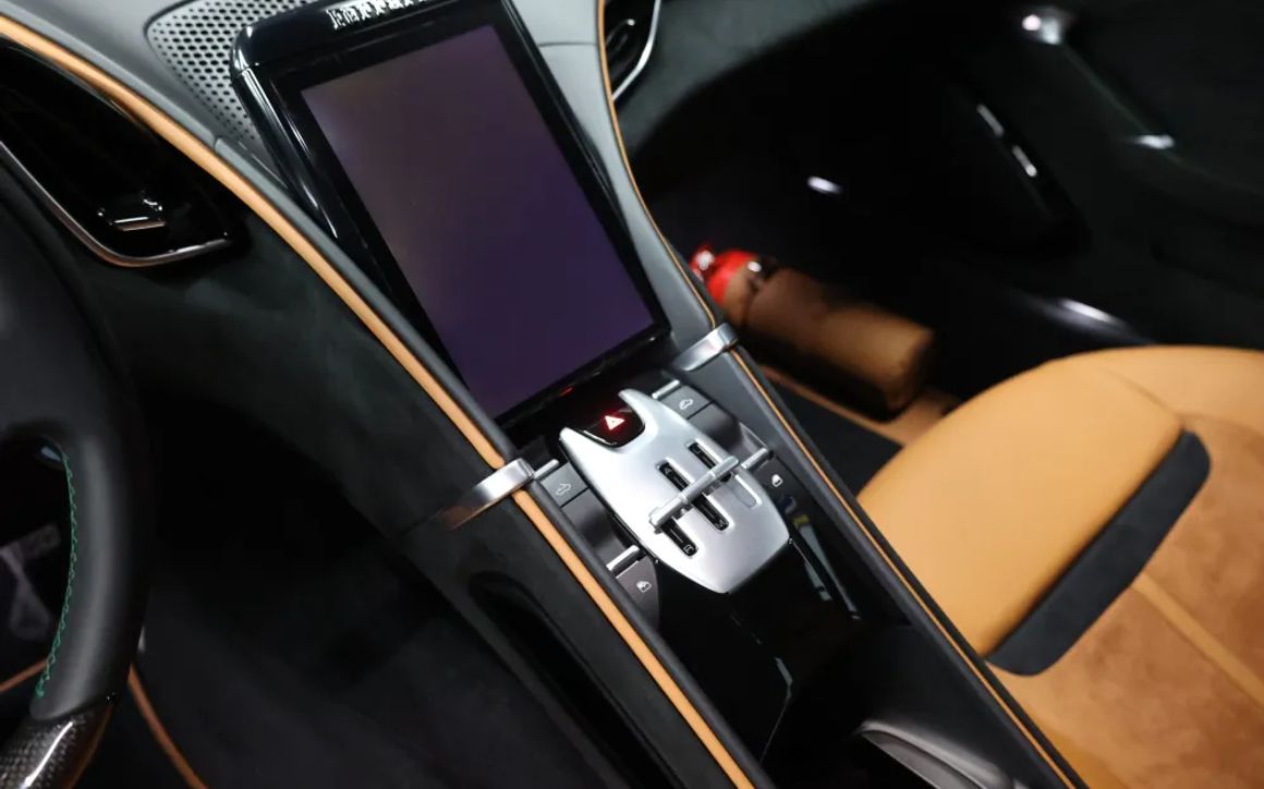 Ferrari Roma Spider - image 12