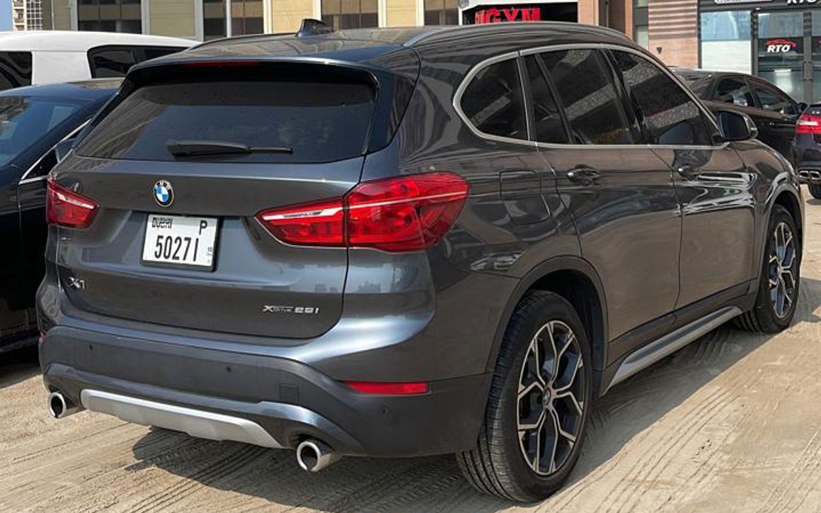 BMW X1 - image 2