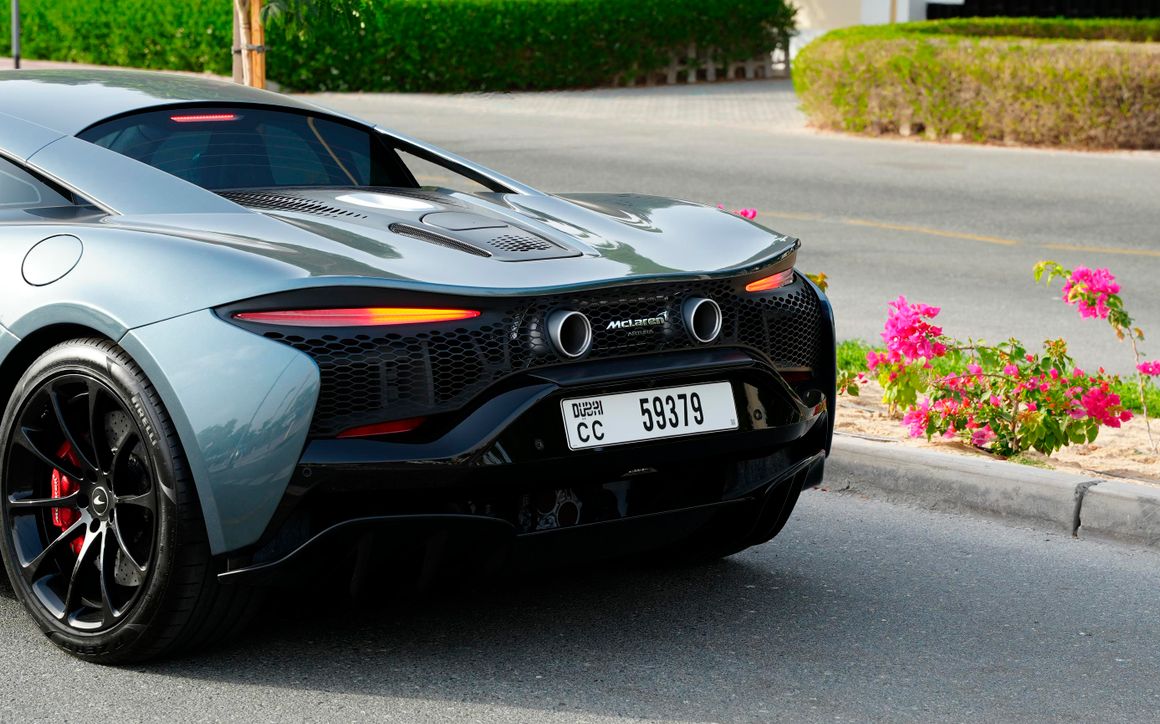 McLaren Artura Coupe - image 8