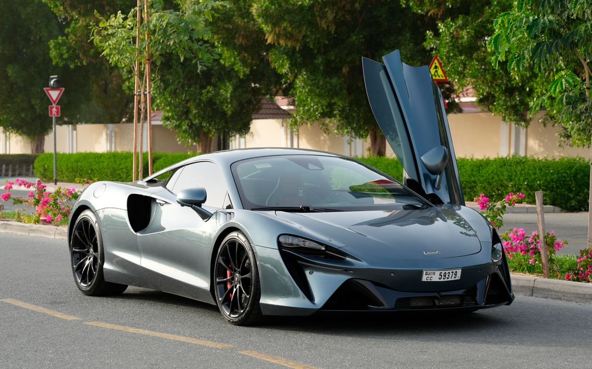 McLaren Artura Coupe - image 5