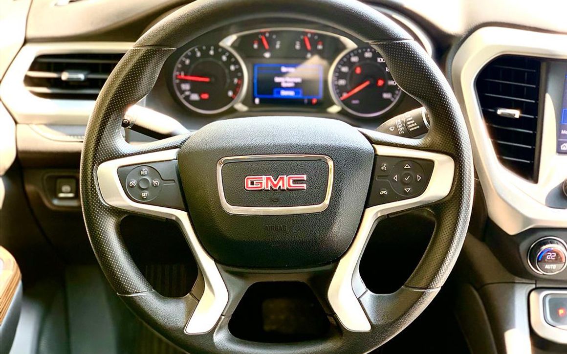 GMC ACADIA 2021 - image 10