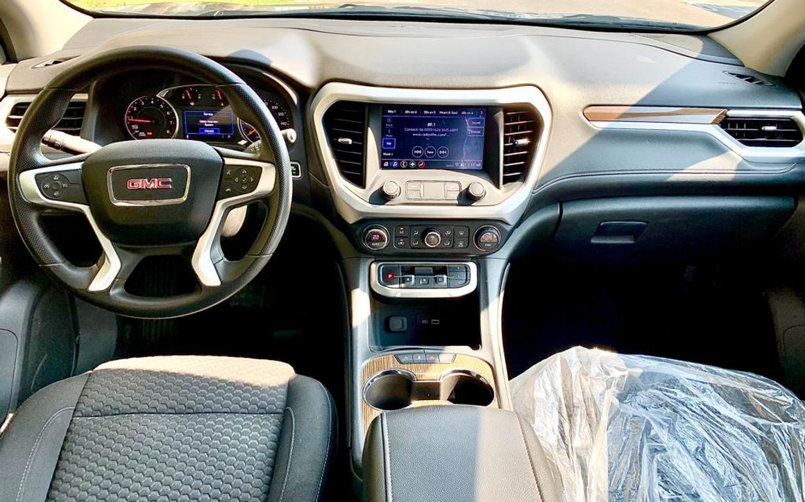 GMC ACADIA 2021 - image 8