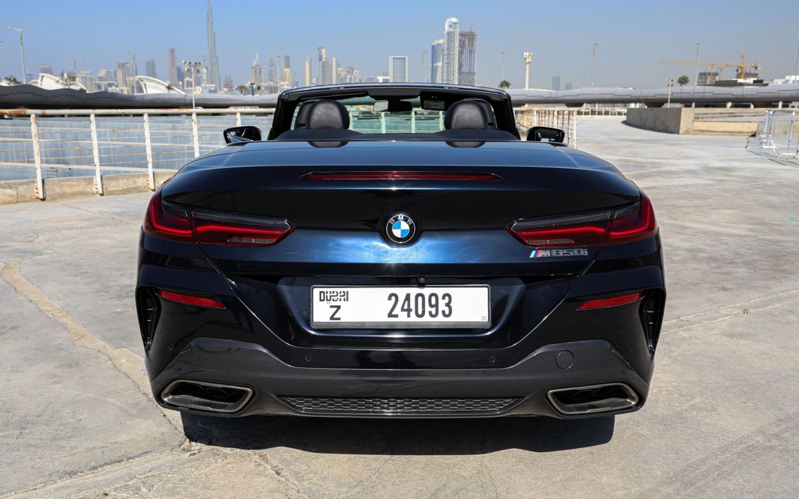 BMW 850I - image 9