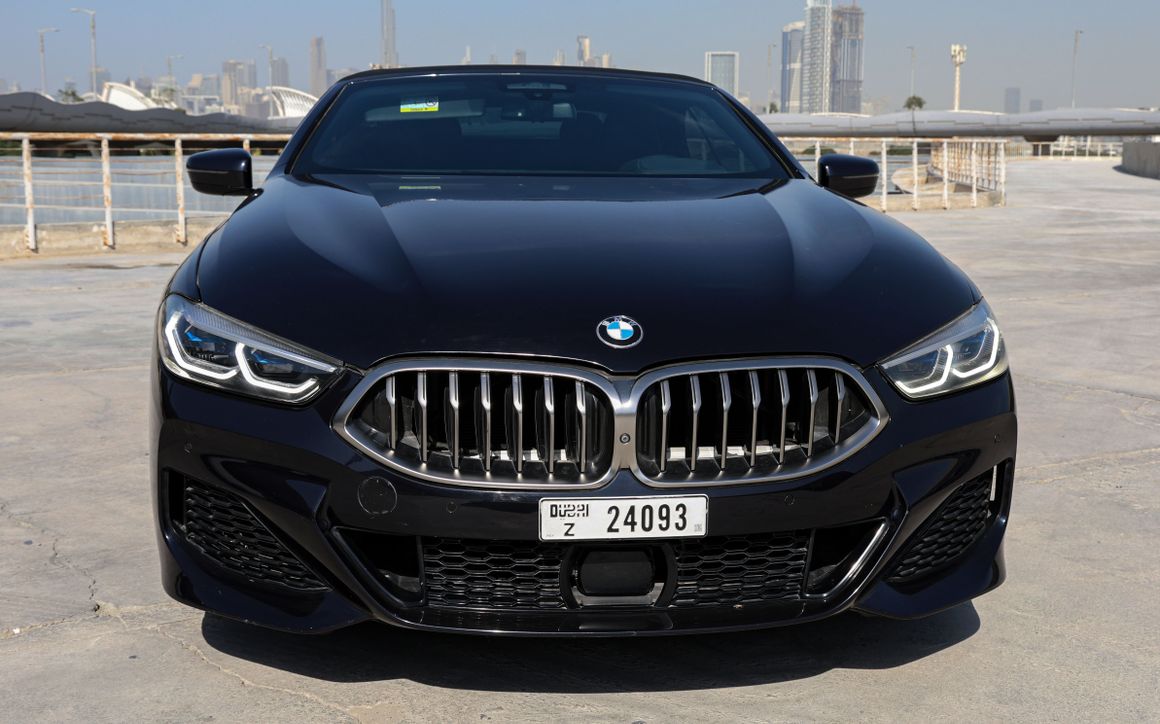 BMW 850I - image 2
