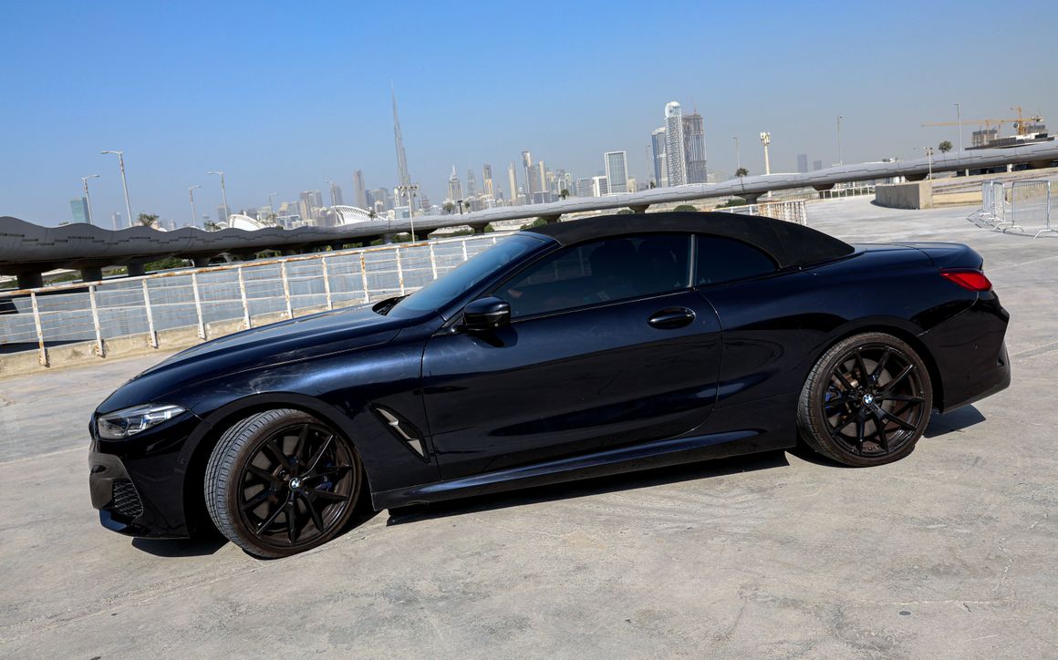 BMW 850I - image 4