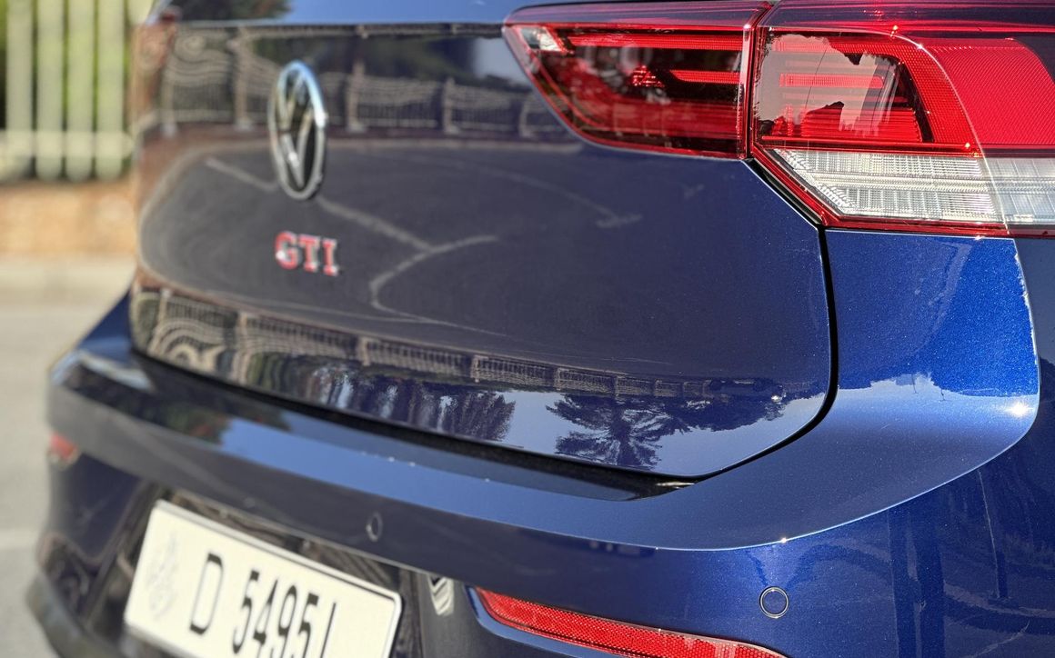 Volkswagen Golf GTI - image 12