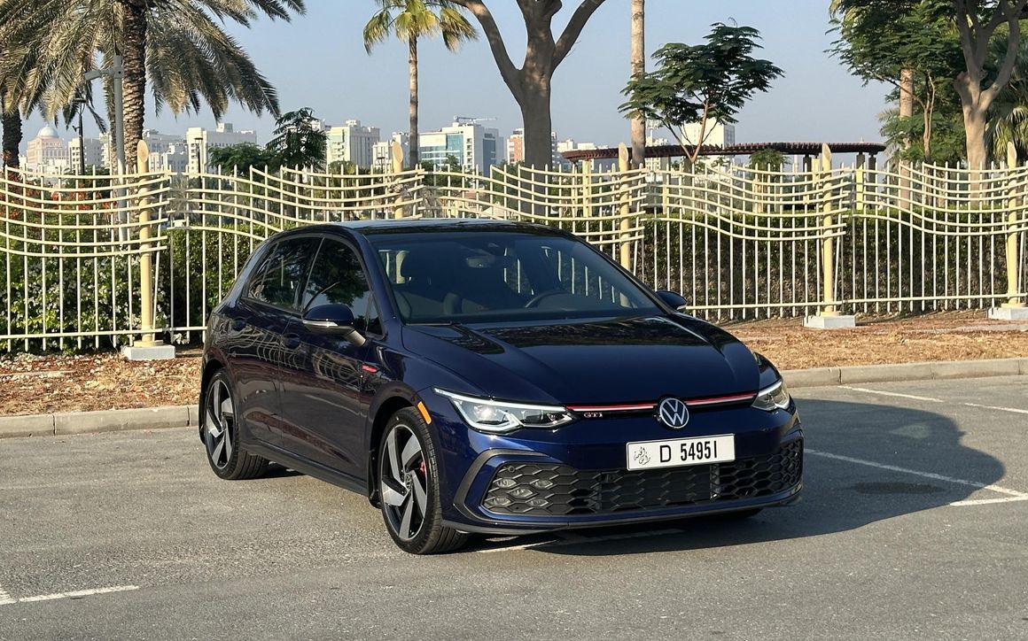 Volkswagen Golf GTI - image 4