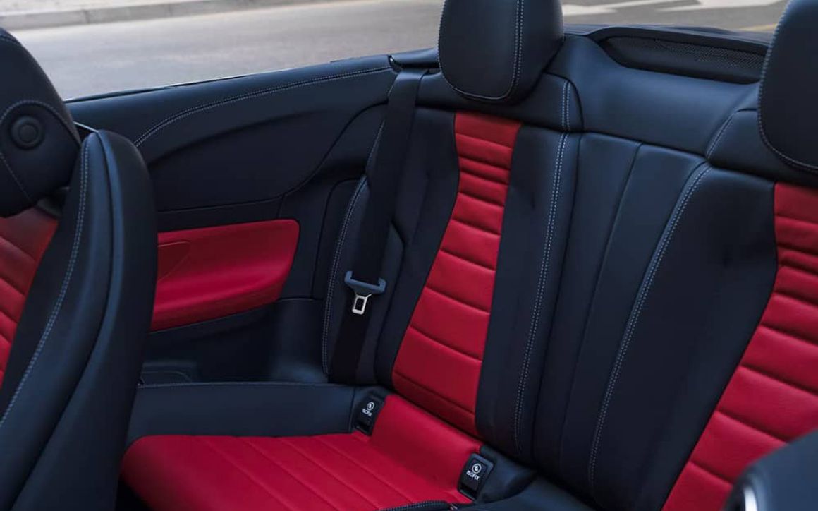 MERCEDES E200 Conv - image 7