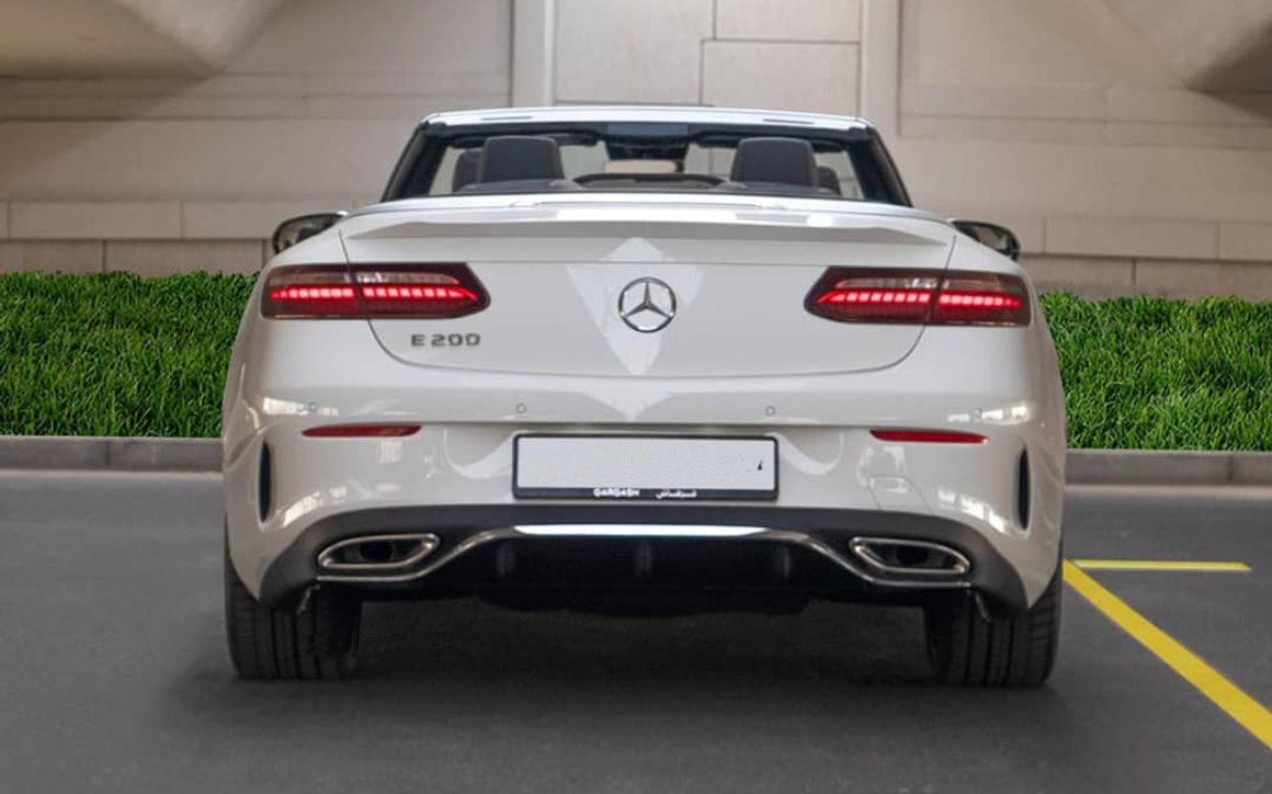 MERCEDES E200 Conv - image 5