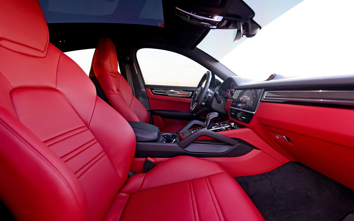 Porsche Cayenne Coupe Black - image 9