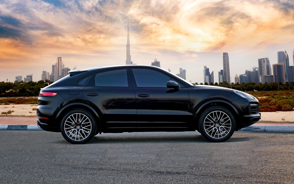 Porsche Cayenne Coupe Black - image 5