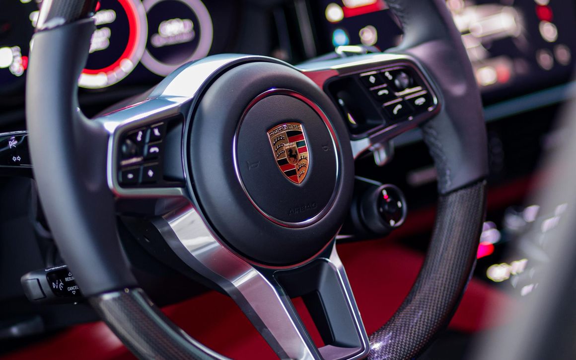 Porsche Cayenne Coupe Black - image 12