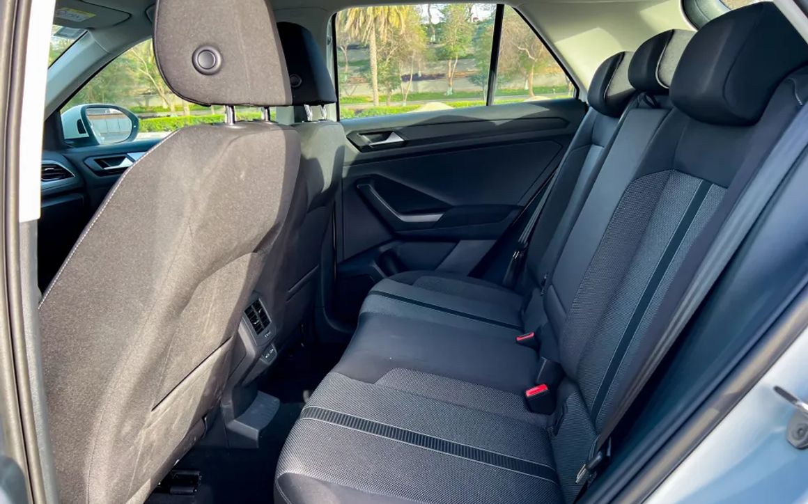 Volkswagen T-Roc Life+ - image 10