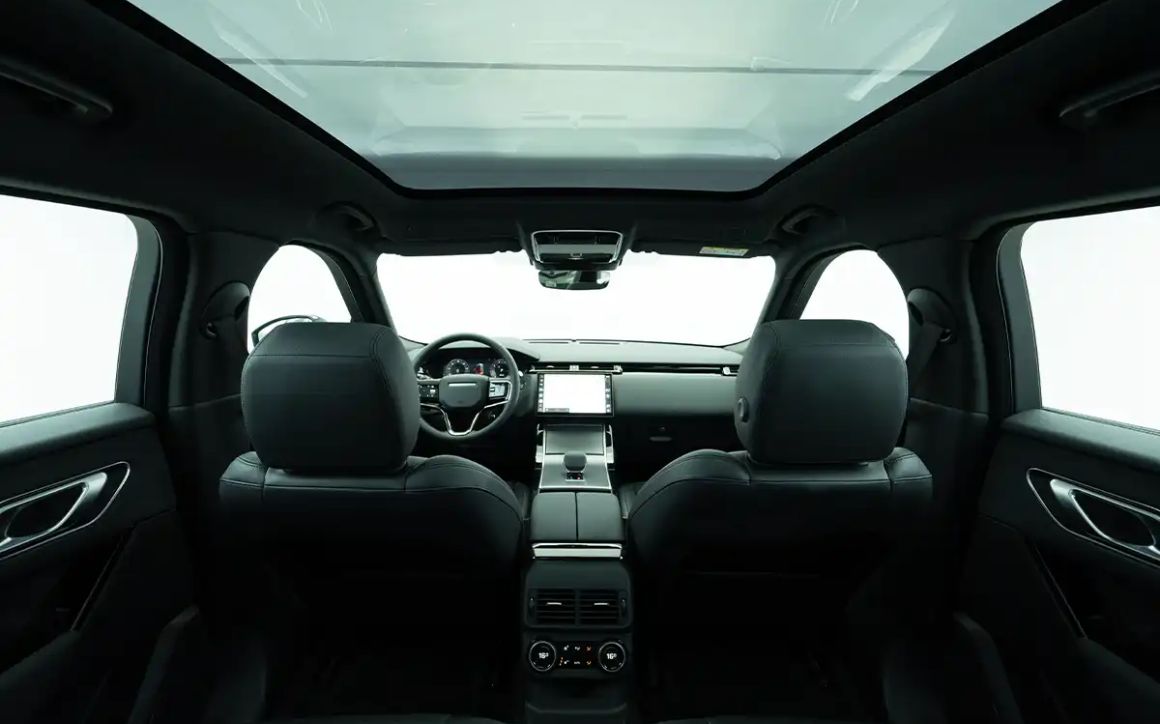RANGE ROVER VELAR - image 7