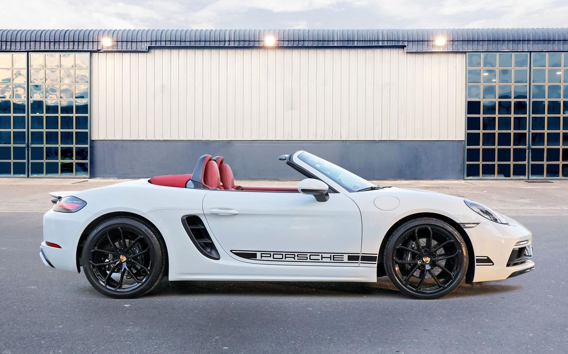 Porsche Boxster 718 Convertible White - image 8