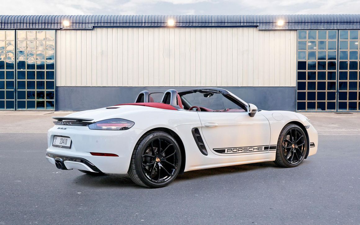 Porsche Boxster 718 Convertible White - image 13