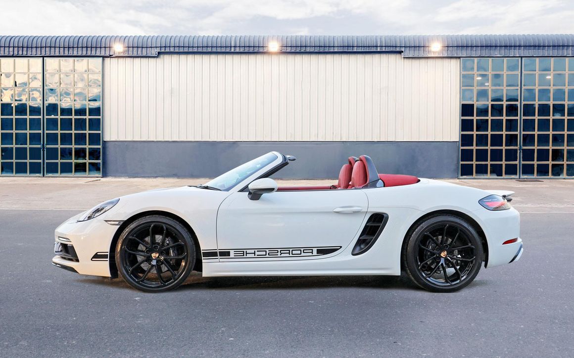 Porsche Boxster 718 Convertible White - image 5