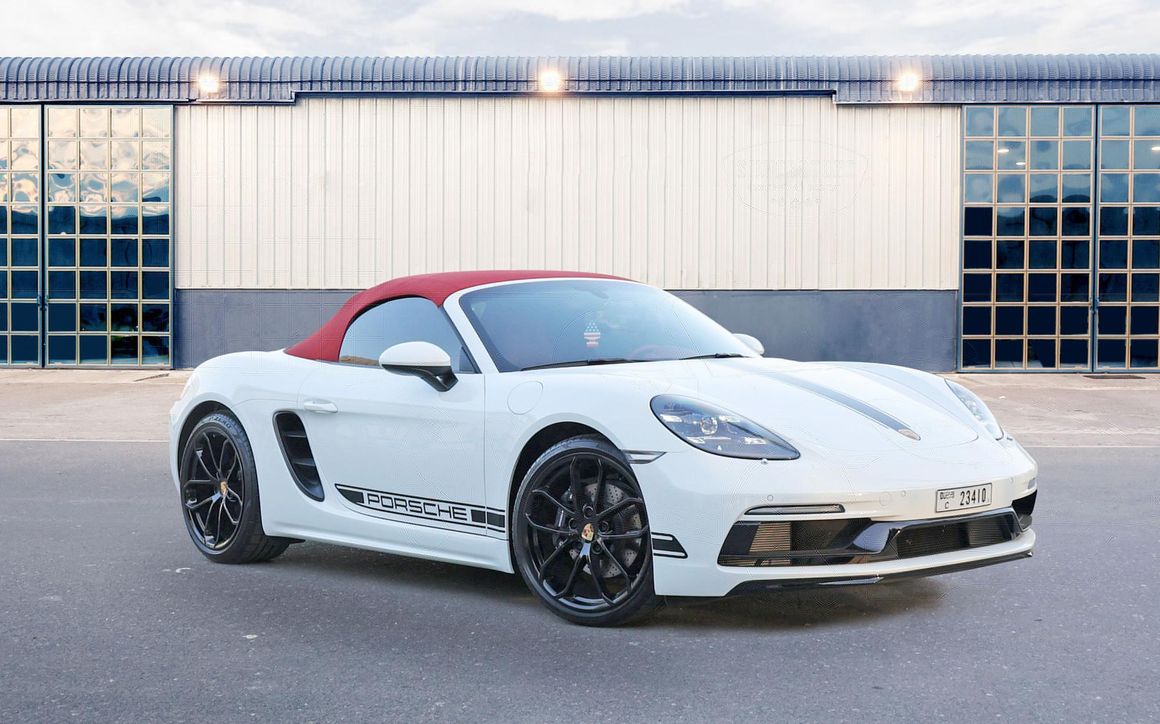 Porsche Boxster 718 Convertible White - image 7