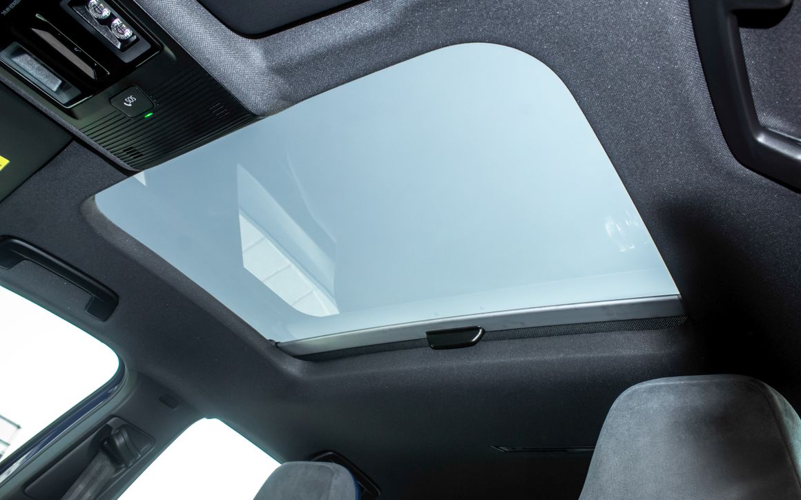 volkswagen GOLF R - image 12