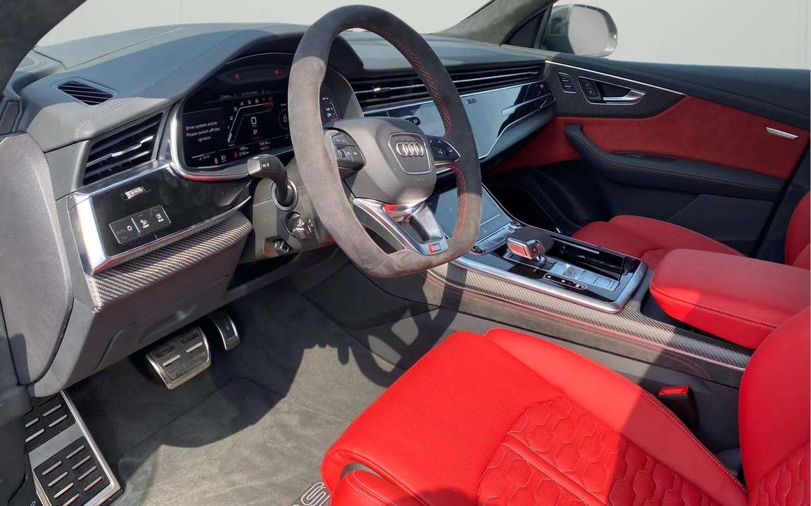 AUDI RS Q8 - image 8