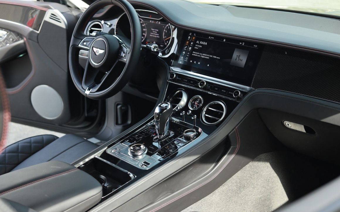 BENTLEY CONTINENTAL GT - image 4