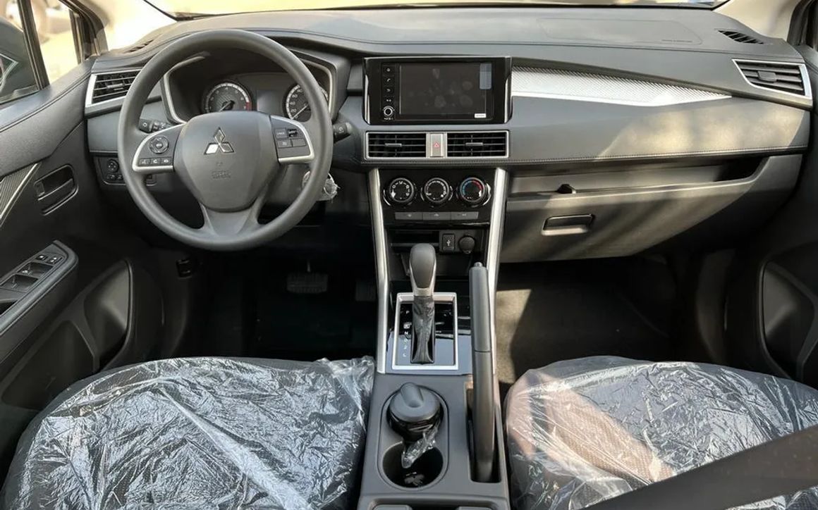 Mitsubishi Xpander - image 7